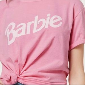 🎀New Barbie T-shirt+ pink hoops💓
